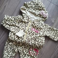 ヒョウ柄　キティちゃん　部屋着　セットアップのサムネイル