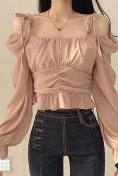 オフショルダーシアーシャツショート丈トップスのサムネイル