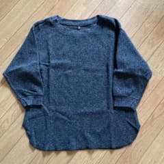 ユニクロ　ワッフルクルーネックＴシャツ七分袖のサムネイル