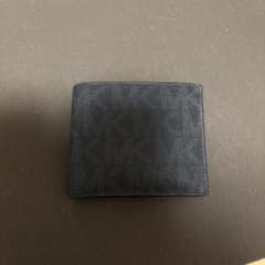 MICHAEL KORS ブラック 二つ折り財布のサムネイル