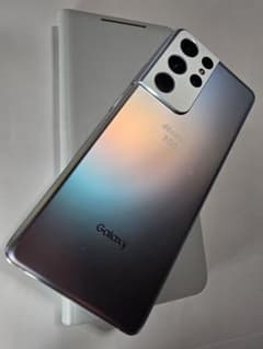 Galaxy S21 Ultra 超美品バッテリーや表画面モニタ裏面新品交換済みのサムネイル