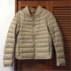 UNIQLO ウルトラライトダウン レディースのサムネイル
