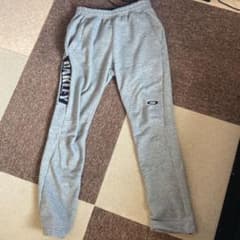 オークリー　スウェットパンツ　Mサイズのサムネイル