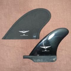 3.75 スキップフライ　センタースタビ　トレーラーフィン　シングルBOX 3.75 スキップフライ センタースタビ トレーラーフィン シングルBOX