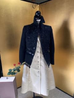 ディースクエアード豪華ビーズ刺繍かっこ良いジャケットのサムネイル
