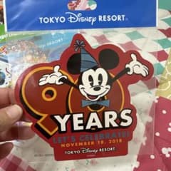 東京ディズニーリゾート ミッキー90周年記念ステッカーのサムネイル
