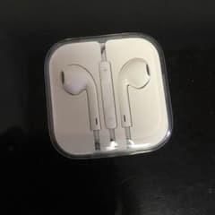 正規品 iPhoneイヤホンのサムネイル