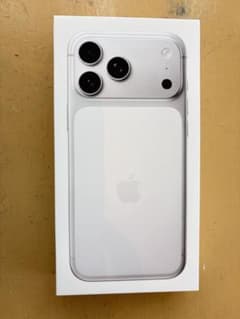香港版 iPhone17pro max 1TB シルバー 新品未開封 - メルカリ