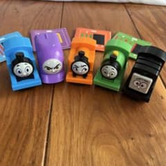 【おまけ付き】きかんしゃトーマス プルバックトレイン すき家おもちゃ5種セットのサムネイル