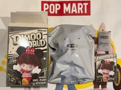DIMOO WORLD × DISNEY ぬいぐるみキーチェーン ミニーのサムネイル