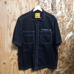 美品　古着　半袖白ステッチ黒シャツのサムネイル