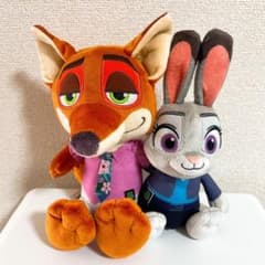 海外公式ズートピア ニック・ワイルド & ジュディ・ホップス ぬいぐるみセット 新品・美品】ズートピア ニック・ワイルドとジュディ・ホップス