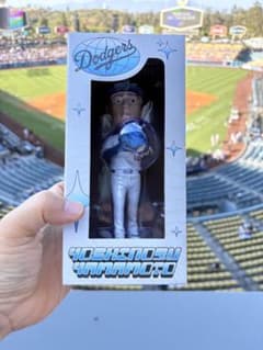 ドジャース 山本由伸　大谷翔平 マックスマンシー　フィギュアセット　ボブルヘッド ドジャース 山本由伸 大谷翔平 マックスマンシー フィギュア