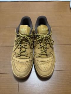 adidas スニーカー ブラウン　フォーラム　lowのサムネイル
