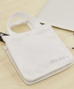 Marimon様専用　TSUTAYAのレンタルバッグのサムネイル