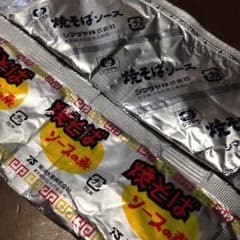焼きそばソース　57袋以上！のサムネイル