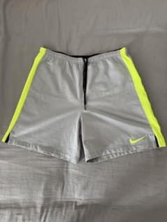 NIKE サッカー ゲームパンツ グレー キッズのサムネイル