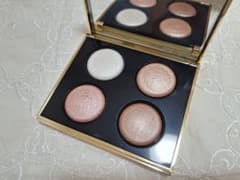 BOBBI BROWN ピンク グロウ リュクス アイシャドウ パレットのサムネイル