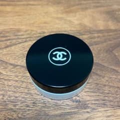 CHANEL シャネル イドゥラ　ビューティーリップバームのサムネイル