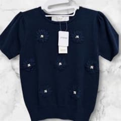 新品タグ付き tocco closet 花モチーフ 半袖ニット ネイビー M