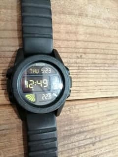 腕時計 NIXON　UNIT　黒　電池交換済のサムネイル