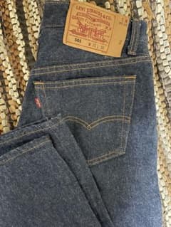 濃紺 LEVIS 501 米国製 90sヴィンテージw31 ボタン裏552 - メルカリ