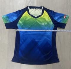 美品 JUIC 卓球ユニフォームMサイズのサムネイル