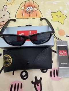 未使用 Ray-Ban ブラック ブラック レンズ サングラスのサムネイル