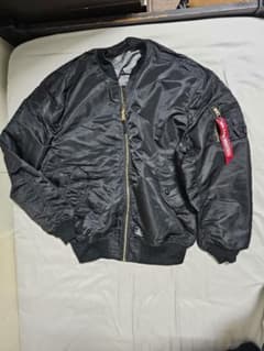 Alpha Industries MA-1ジャケット(リバーシブル)のサムネイル