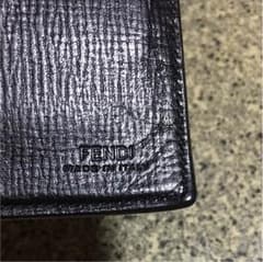 最終お値下げ FENDI 長財布のサムネイル