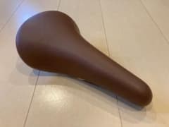 サドル　ブラウンのサムネイル