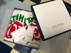 Gucci チェリー プリント Tシャツ 試着のみタグ箱付き【今週末限り特価】のサムネイル