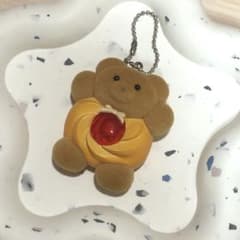 mailey parlor いちごジャムクッキー ガチャガチャ キーホルダーのサムネイル