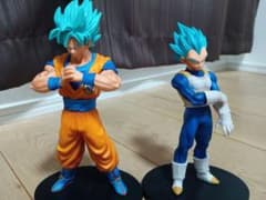 ドラゴンボール 超サイヤ人ゴッド超サイヤ人 孫悟空 ベジータ フィギュア DXFのサムネイル