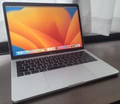 Macbook Pro 13 2017 Silverのサムネイル