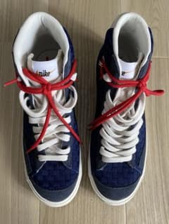 Nike ネイビー ハイカットスニーカーのサムネイル