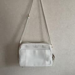 即購入OK!美品 GUY LAROCHE ギラロッシュ ショルダーバッグのサムネイル