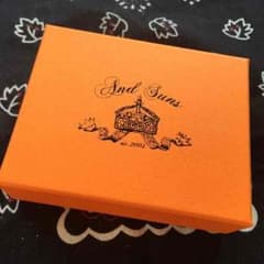 AND SUNS アクセサリーケースのサムネイル