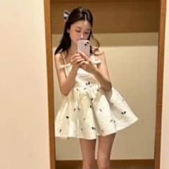 bibiy B. COSMOS BUSTIER - メルカリ