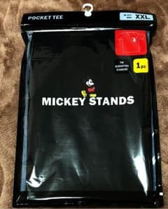 【値下げ】ユニクロ ミッキー スタンズ ポケツキ Tシャツ(半袖) ブラックのサムネイル