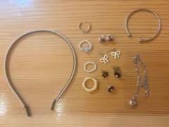 アクセサリー まとめ売り カチューシャ リング ピアスのサムネイル