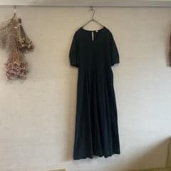 【美品】IENA B.サッカーVネックワンピース グリーン38 2025SS 美品》IENAイエナ☆B. サッカーVネックワンピース コットン グリーン