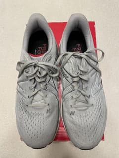 New Balance Fresh Foam 860 ランニングシューズのサムネイル