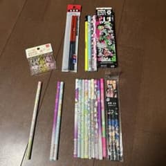 鉛筆30本、キャップ まとめ売り セットのサムネイル