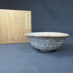 茶碗 歪み 抹茶碗 三島 茶道具 茶器 在銘 木箱 茶の湯 茶碗 歪み 抹茶碗 三島 茶道具 茶器 在銘 木箱 茶の湯 - メルカリ