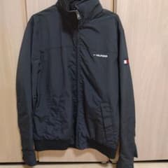 TOMMY HILFIGER ナイロンジャケット ブラックのサムネイル