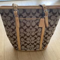 COACH シグネチャー トートバッグ ブラウンのサムネイル