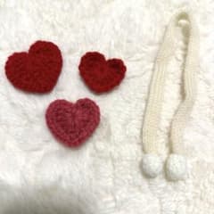 編み物　ぬいぐるみ用マフラー　ハートのサムネイル