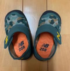 NB ニューバランス サンダル 13cmのサムネイル