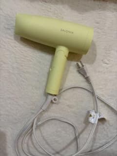 SALONIA イエロードライヤー 風量調整機能付きのサムネイル